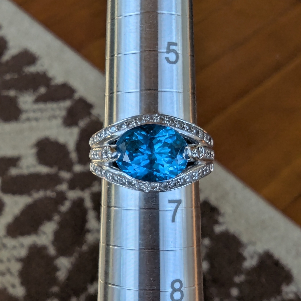 BH Effy 14k White Gold Blue Topaz & Diamond Ring Size 6